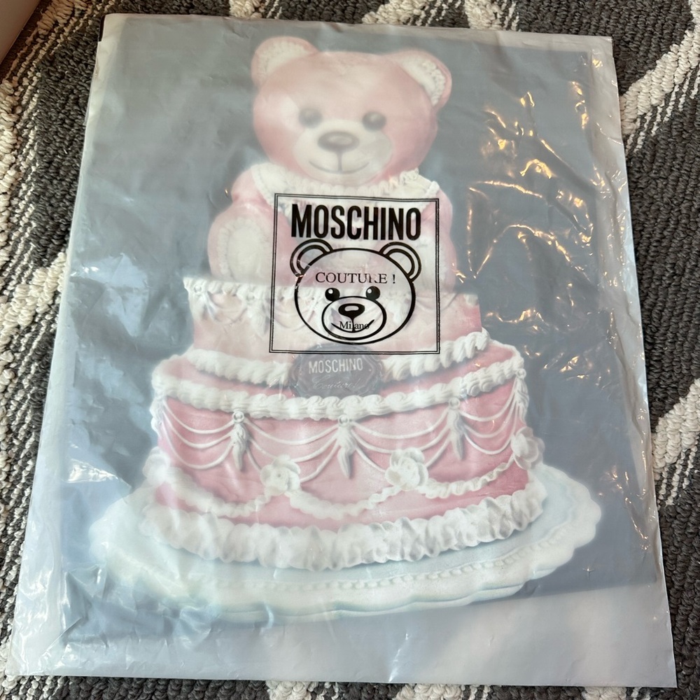 Brand New Moschino Oversized Women's Cake Teddy bear Print T-shirt Black XXS